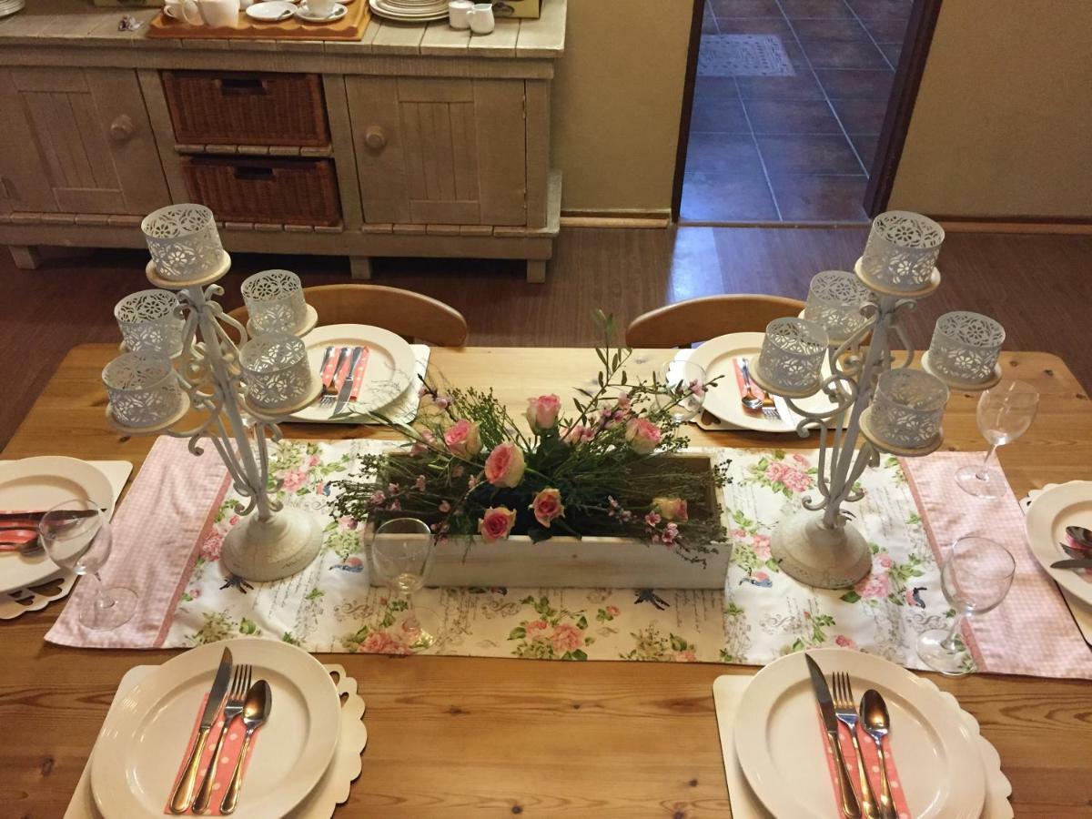 Esmarline Lodge Brits Bagian luar foto