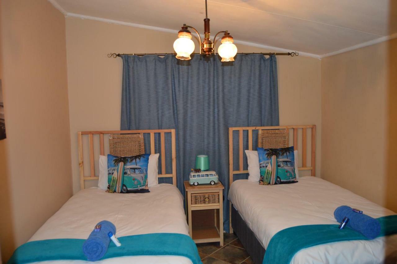 Esmarline Lodge Brits Bagian luar foto